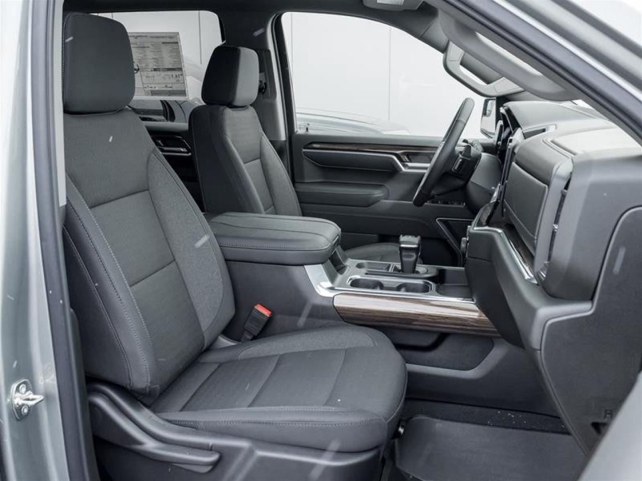 2026 Chevrolet Silverado 1500 RST Photo