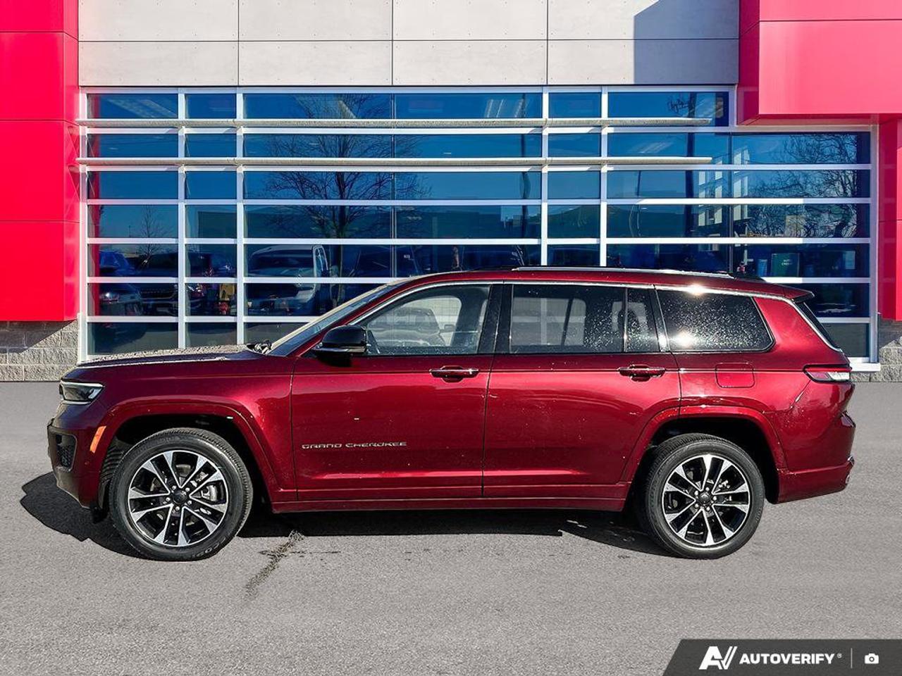 2021 Jeep Grand Cherokee L Overland | Navigation | Pano Roof | Luxury Pkg. | Trailer Tow Pkg. | Photo