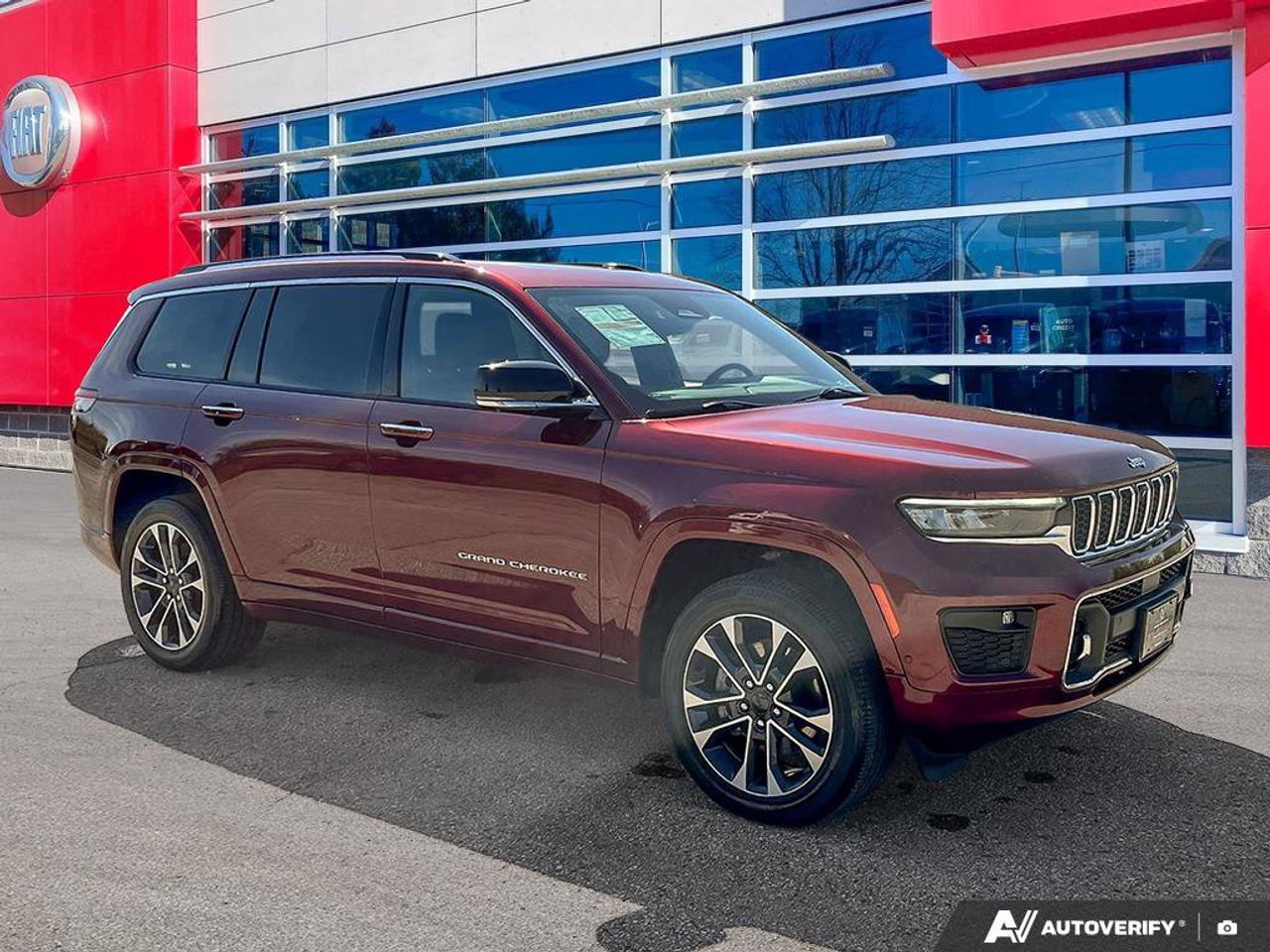 2021 Jeep Grand Cherokee L Overland | Navigation | Pano Roof | Luxury Pkg. | Trailer Tow Pkg. | Photo