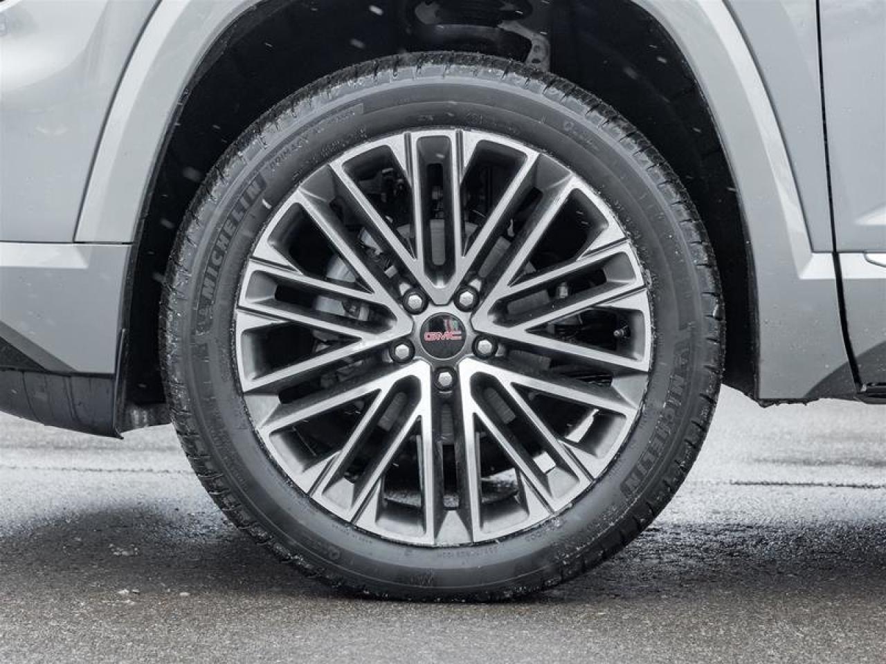 2026 GMC Terrain Denali Photo3