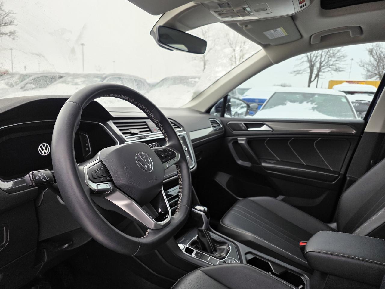 2023 Volkswagen Tiguan Comfortline | AWD | Apple Car Play | Android Auto | Heated Seats | Photo