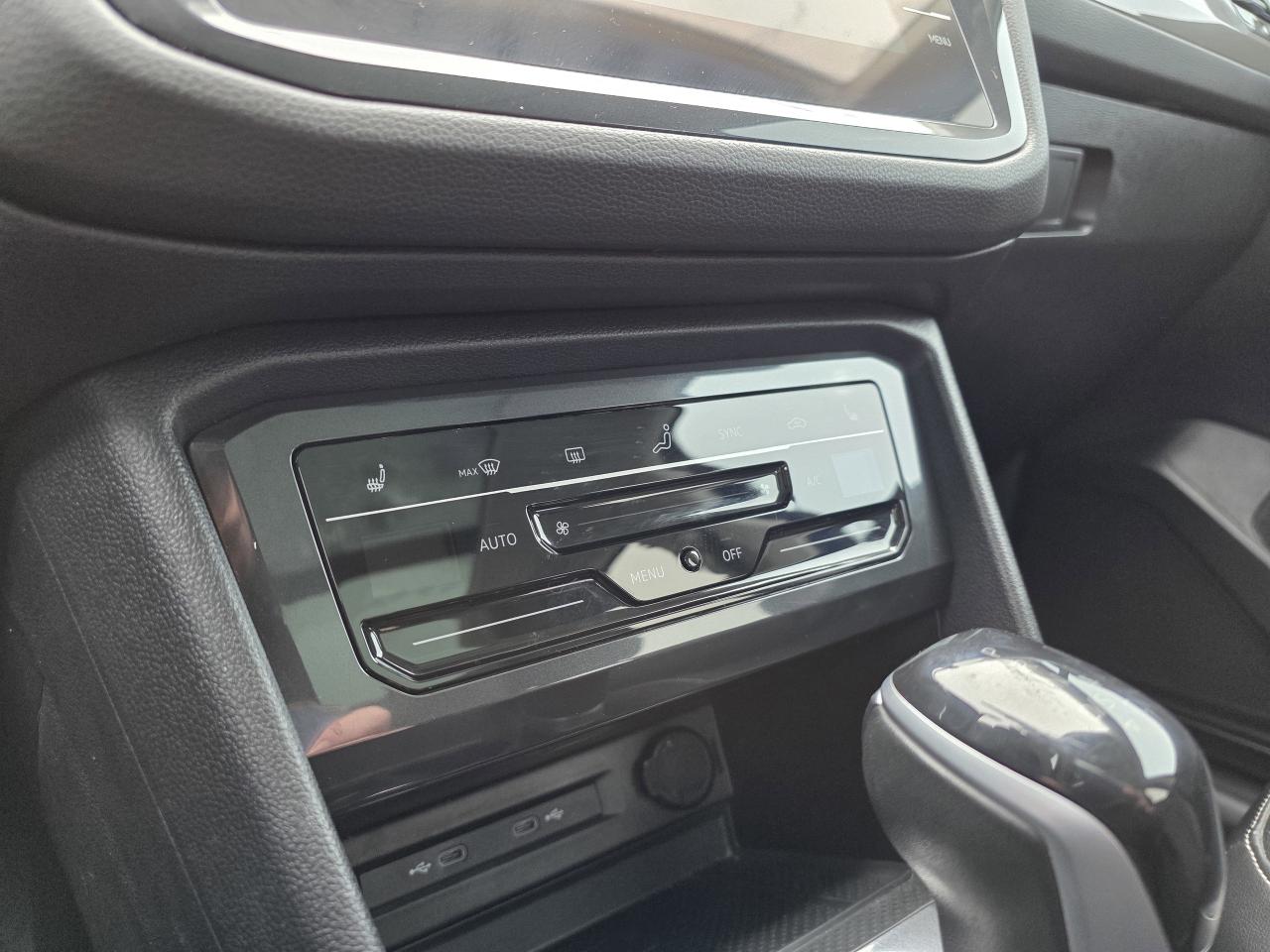 2023 Volkswagen Tiguan Comfortline | AWD | Apple Car Play | Android Auto | Heated Seats | Photo
