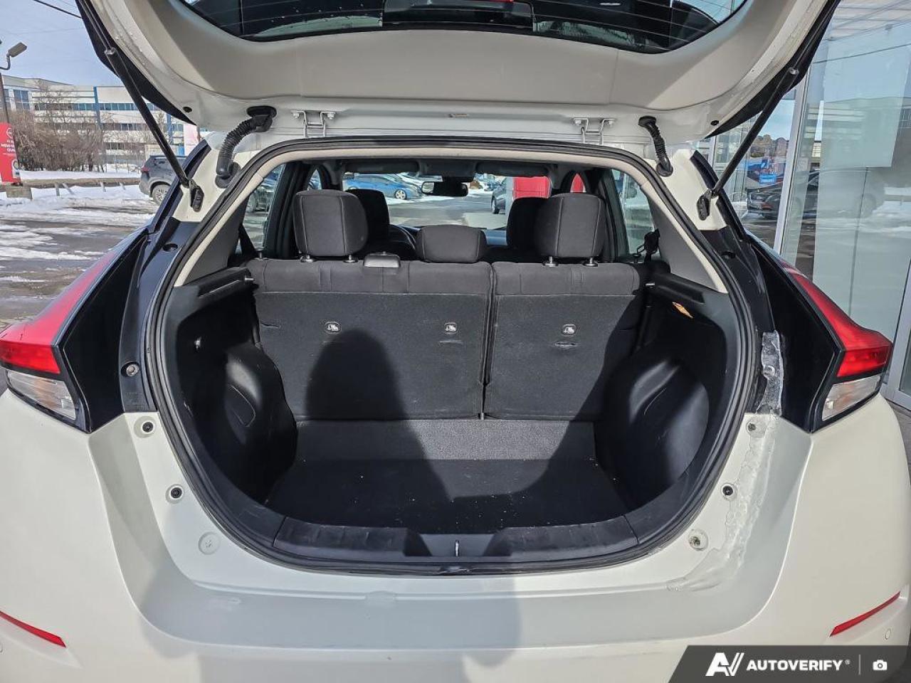 2020 Nissan Leaf SV | 360 View Camera | Navigation | Heated Seats | Photo