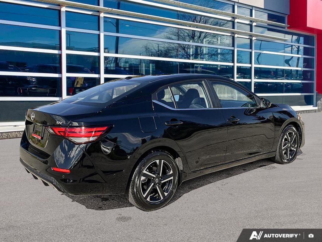 2024 Nissan Sentra SV | Apple Carplay | Heated Seats | Safety Tech | Photo4