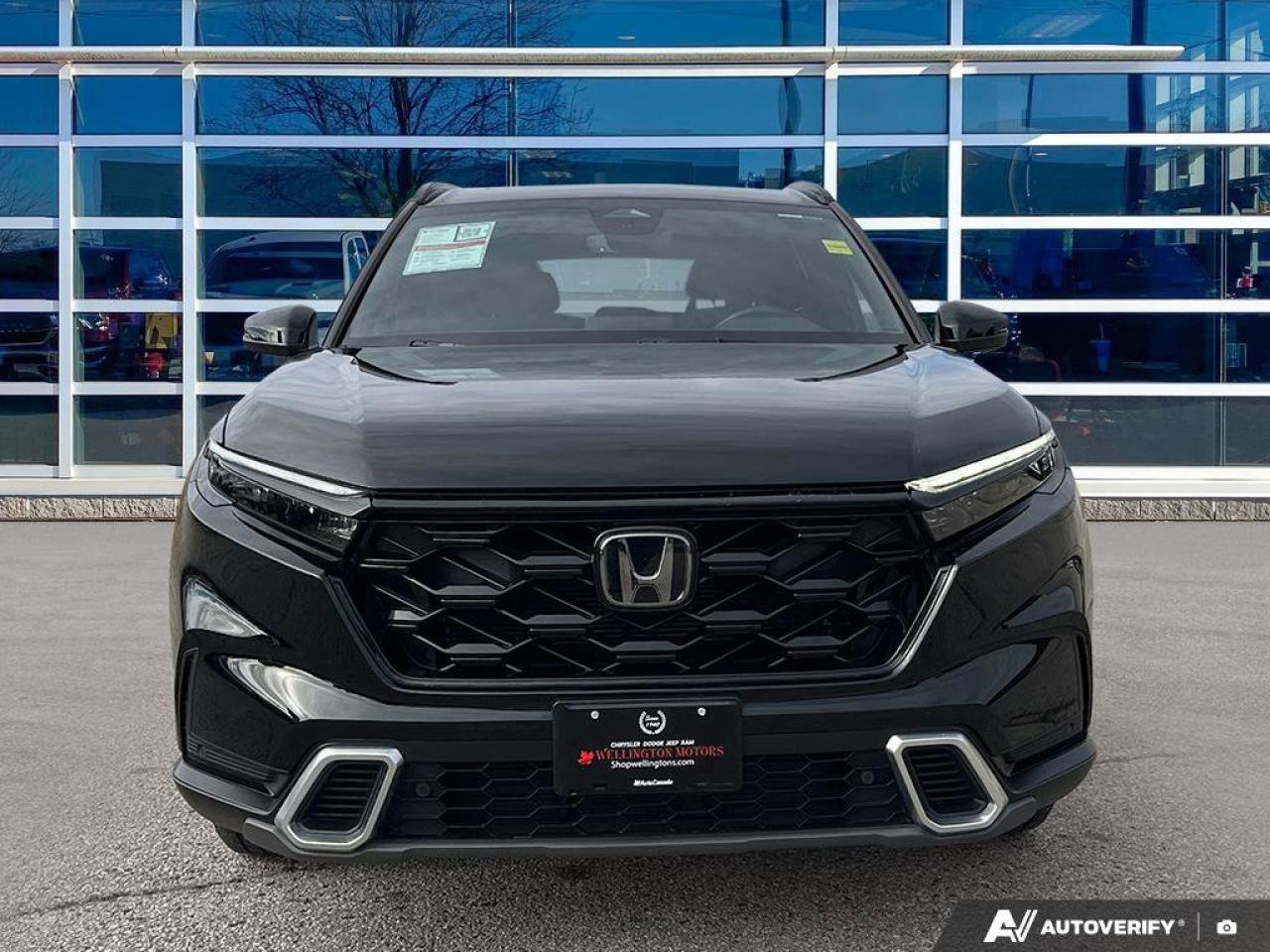 2024 Honda CR-V Hybrid Touring | Leather | Nav | Sunroof | Safety Tech | Photo