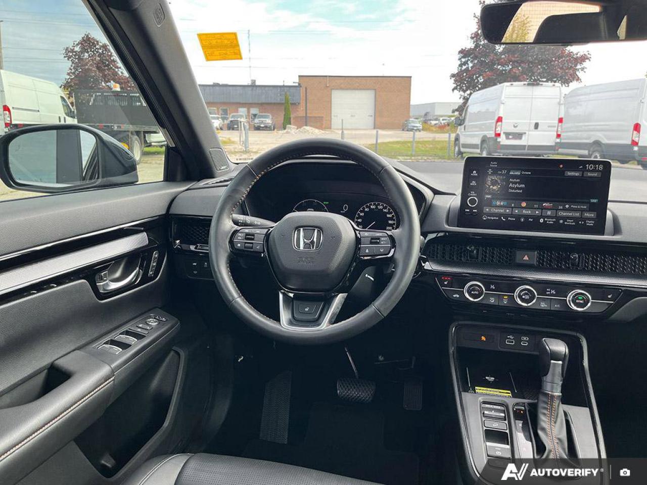 2024 Honda CR-V Hybrid Touring | Leather | Nav | Sunroof | Safety Tech | Photo