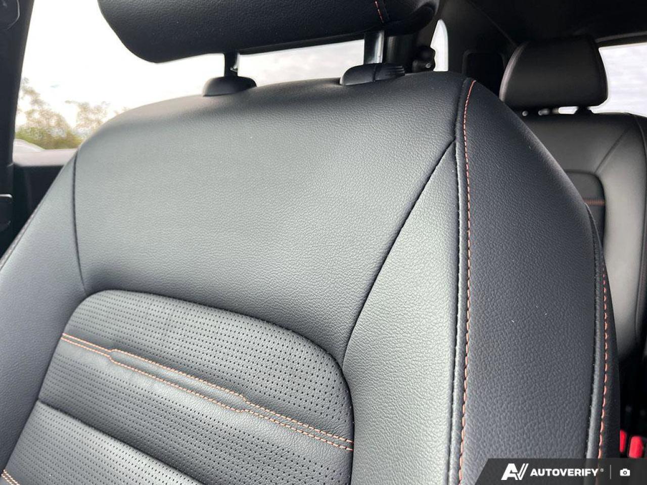 2024 Honda CR-V Hybrid Touring | Leather | Nav | Sunroof | Safety Tech | Photo