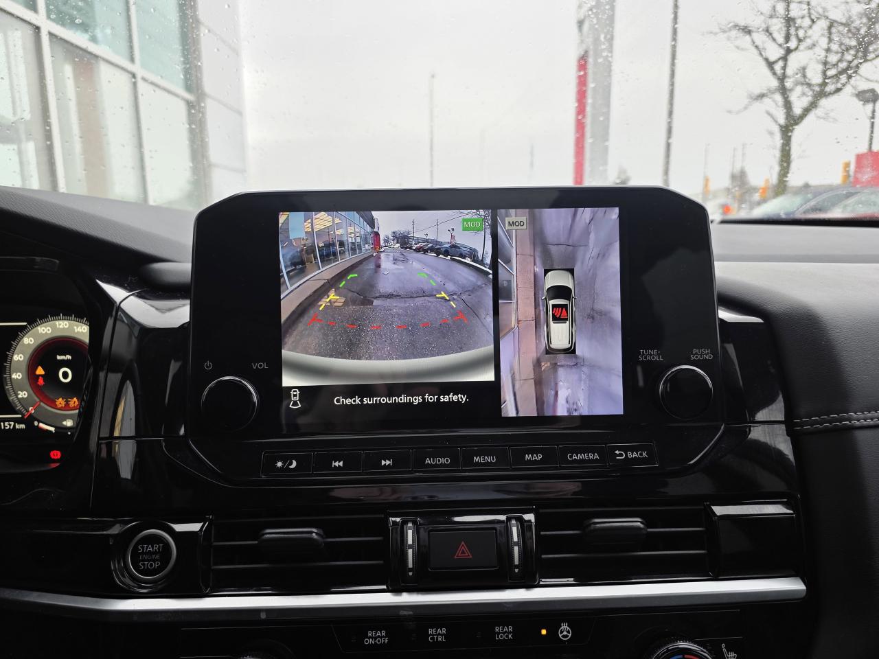 2022 Nissan Pathfinder Platinum AWD | Pro-Pilot | Android Auto | Leather | Photo