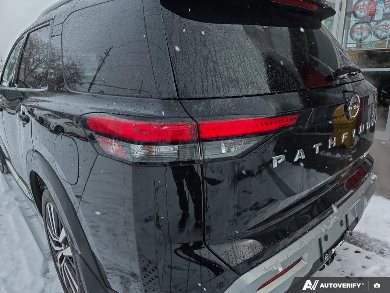 2022 Nissan Pathfinder Platinum AWD | Pro-Pilot | Android Auto | Leather | Photo
