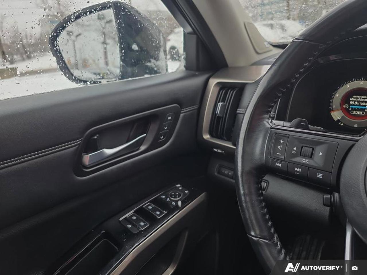 2022 Nissan Pathfinder Platinum AWD | Pro-Pilot | Android Auto | Leather | Photo