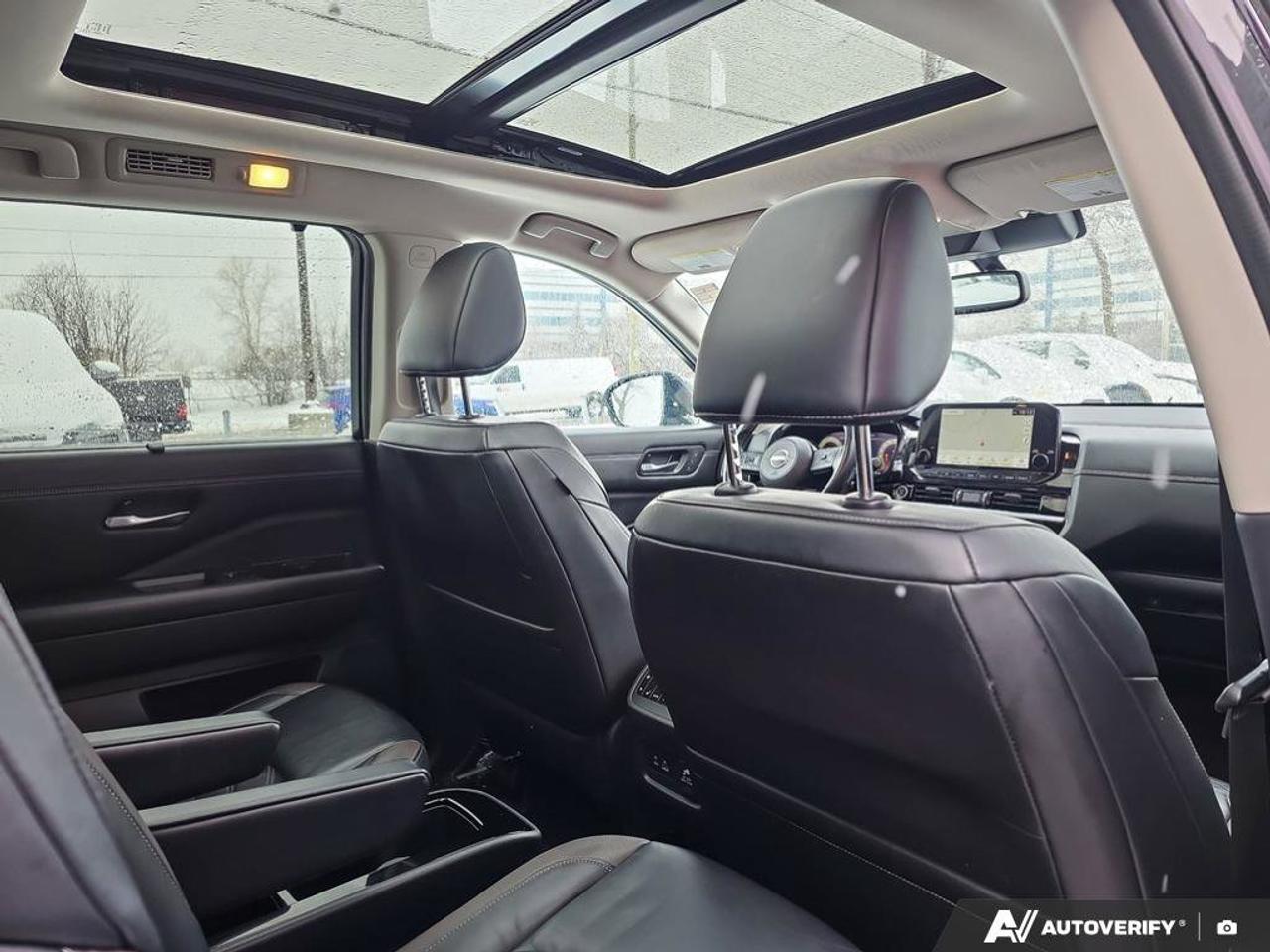 2022 Nissan Pathfinder Platinum AWD | Pro-Pilot | Android Auto | Leather | Photo