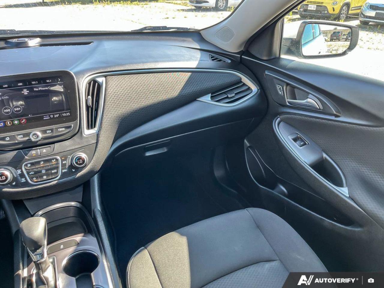 2023 Chevrolet Malibu 1LT | Apple Carplay | Heated Seats | Safety Tech | Photo