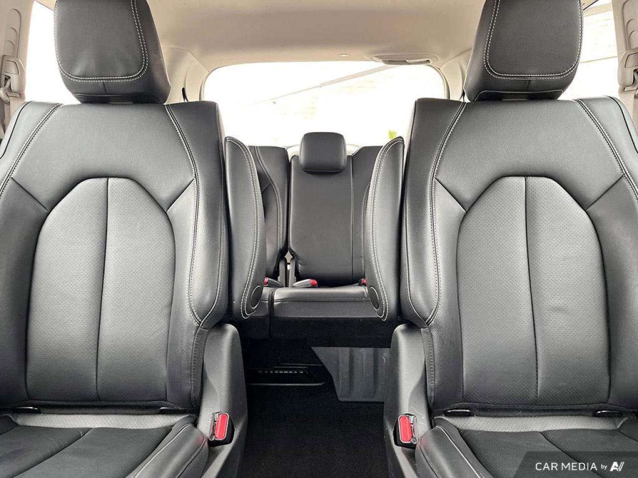 2022 Chrysler Pacifica Hybrid Touring L | Leather | Hybrid | Apple Carplay Photo