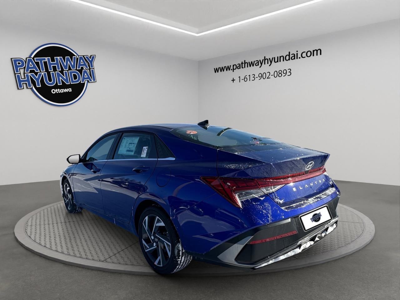 2026 Hyundai Elantra Hybrid Luxury Photo