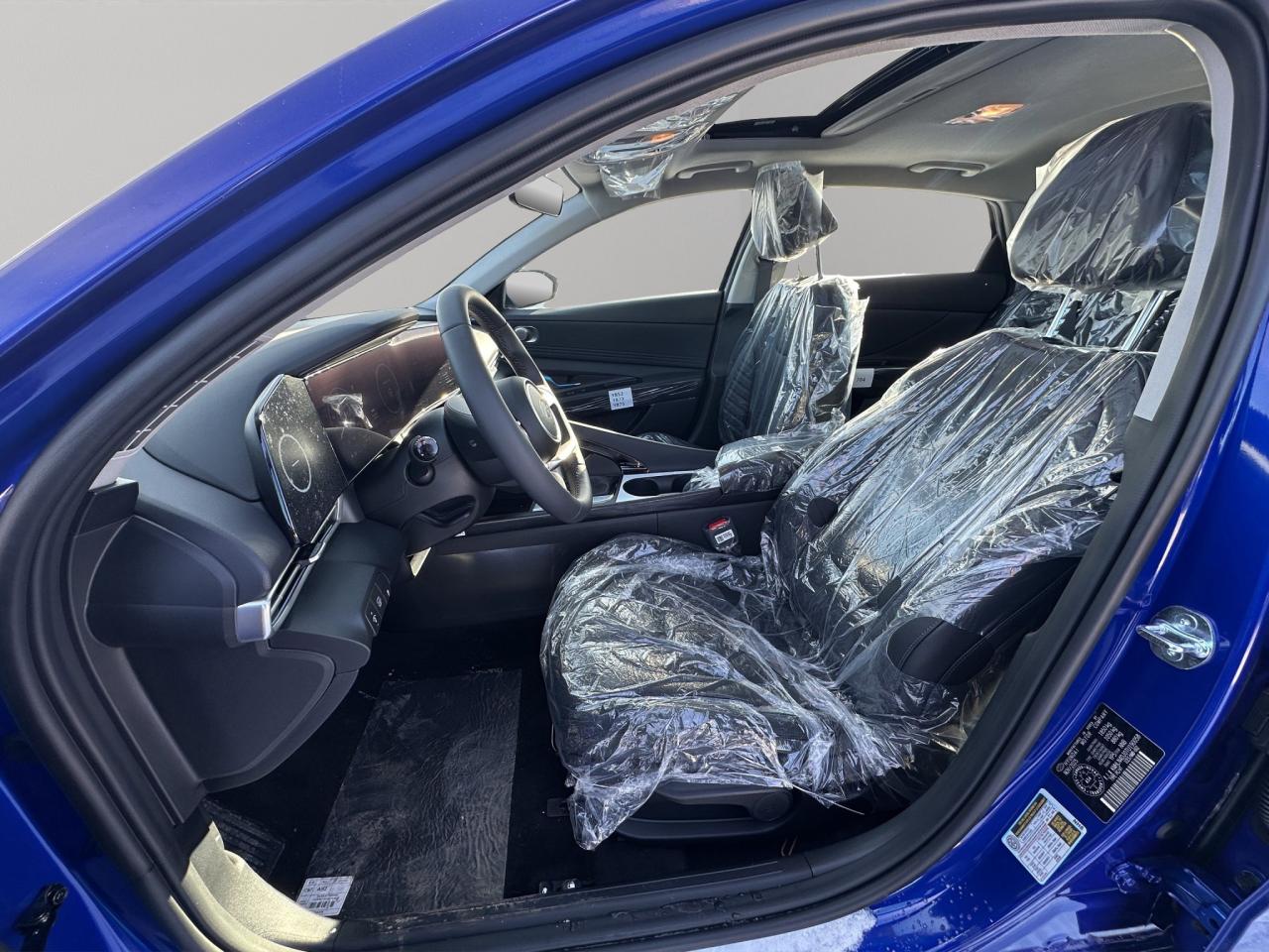 2026 Hyundai Elantra Hybrid Luxury Photo