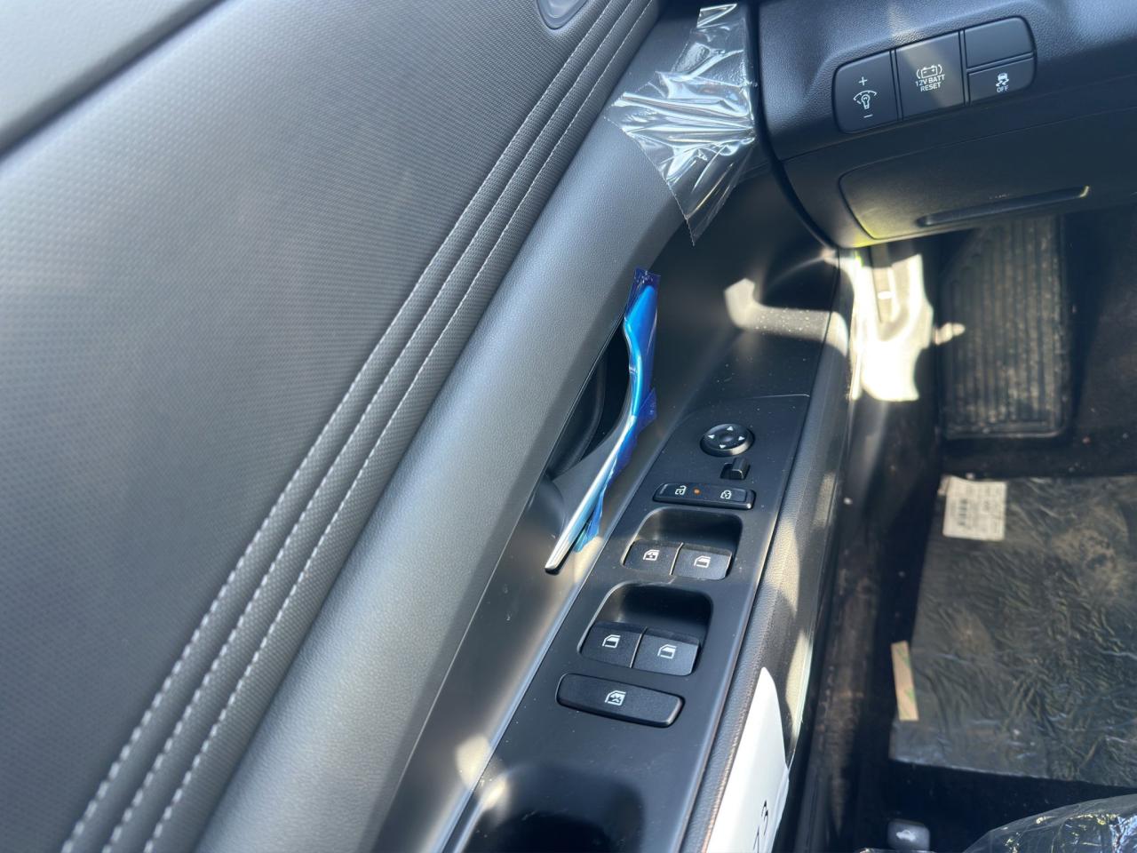 2026 Hyundai Elantra Hybrid Luxury Photo