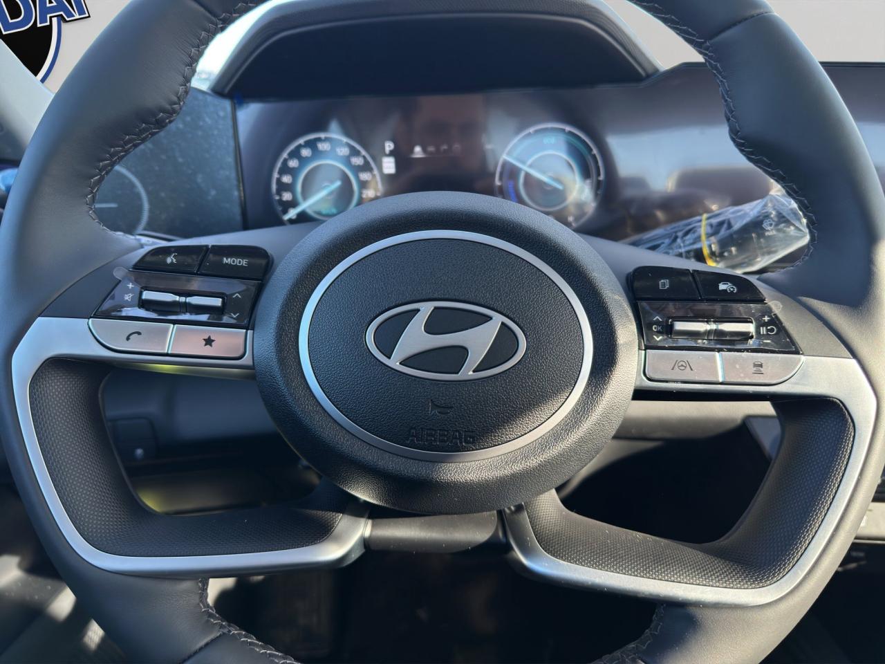 2026 Hyundai Elantra Hybrid Luxury Photo