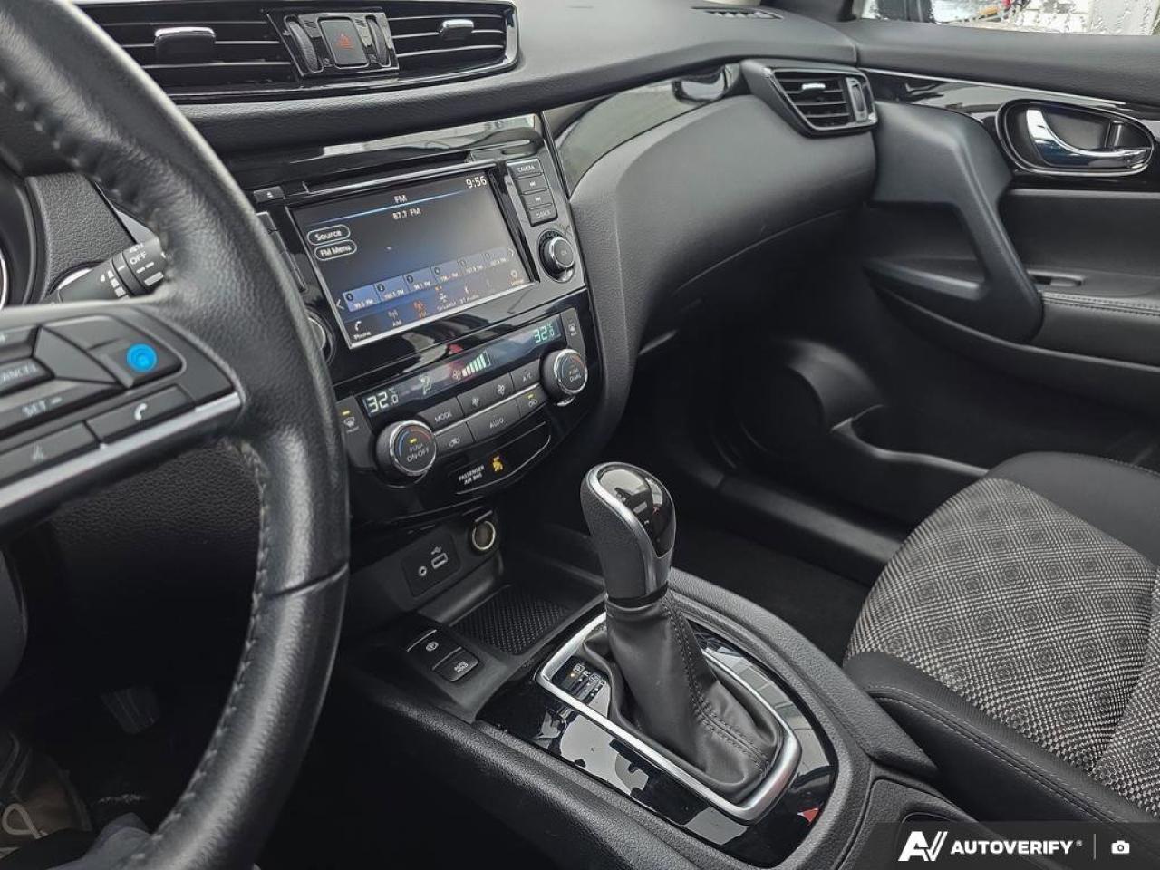 2023 Nissan Qashqai SV AWD | Apple Car Play | Android Auto | Heated Seats | Photo