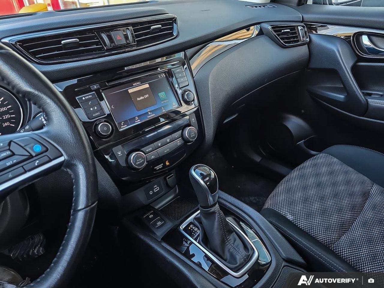 2023 Nissan Qashqai SV AWD | Apple Car Play | Android Auto | Heated Seats | Photo