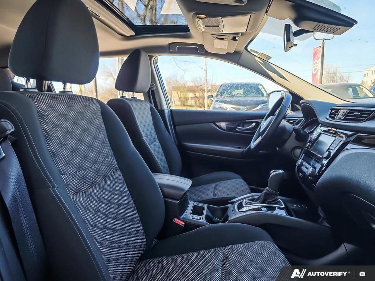2023 Nissan Qashqai SV AWD | Apple Car Play | Android Auto | Heated Seats | Photo