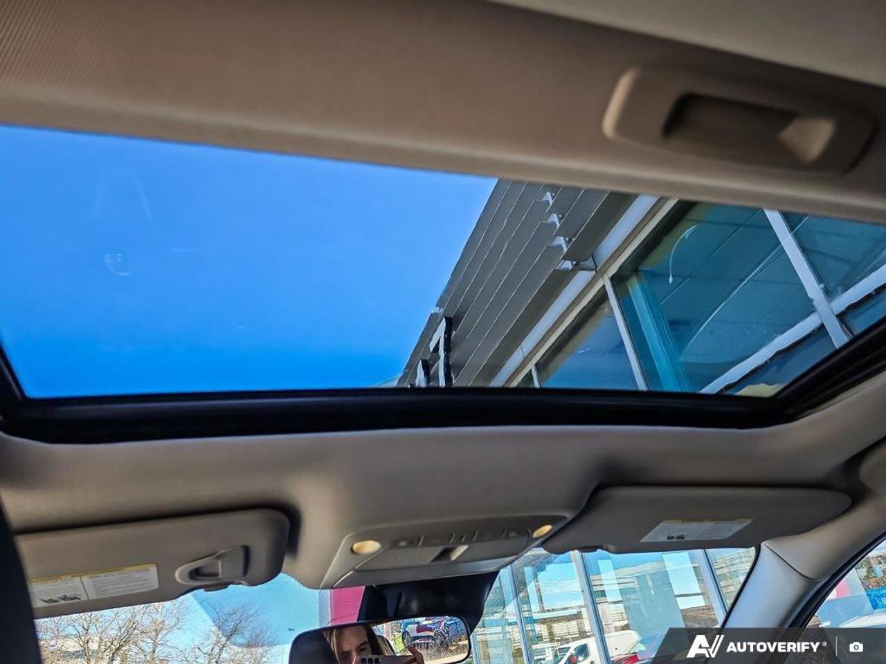2023 Nissan Qashqai SV AWD | Apple Car Play | Android Auto | Heated Seats | Photo