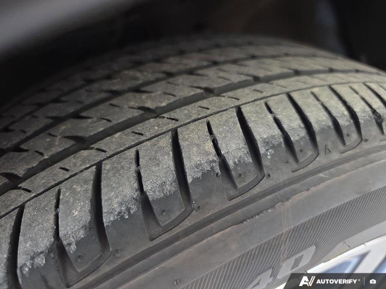 2024 Nissan Kicks SV | Heated Seats | Alloy Rims | Blind-Spot Sensors | Photo