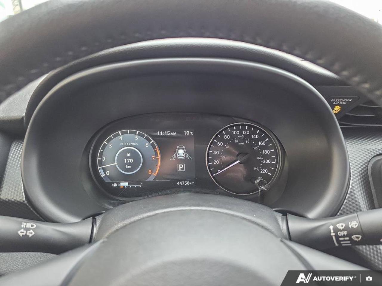 2024 Nissan Kicks SV | Heated Seats | Alloy Rims | Blind-Spot Sensors | Photo