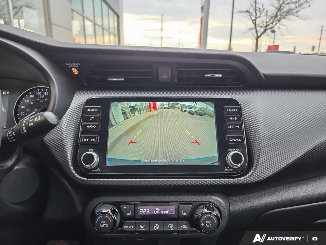 2024 Nissan Kicks SV | Heated Seats | Alloy Rims | Blind-Spot Sensors | Photo