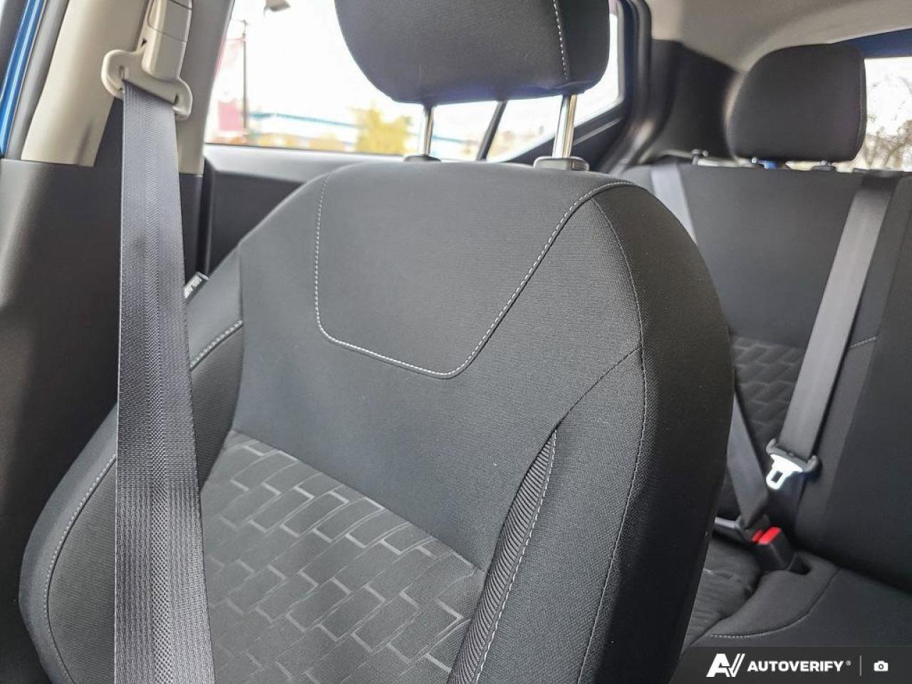 2024 Nissan Kicks SV | Heated Seats | Alloy Rims | Blind-Spot Sensors | Photo