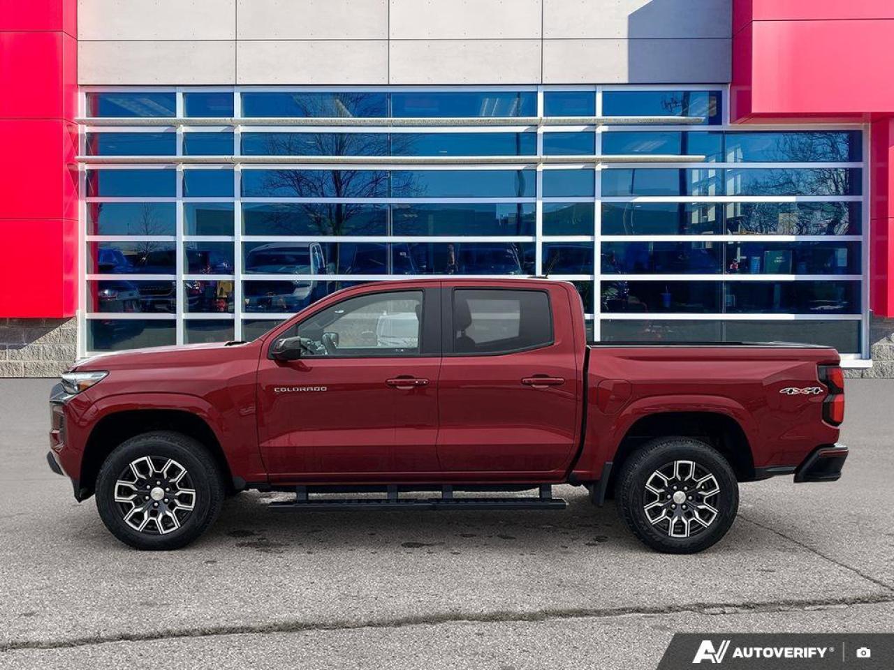 2023 Chevrolet Colorado 4WD LT | Leather | Nav | Sunroof | Safety Pkg. | Photo