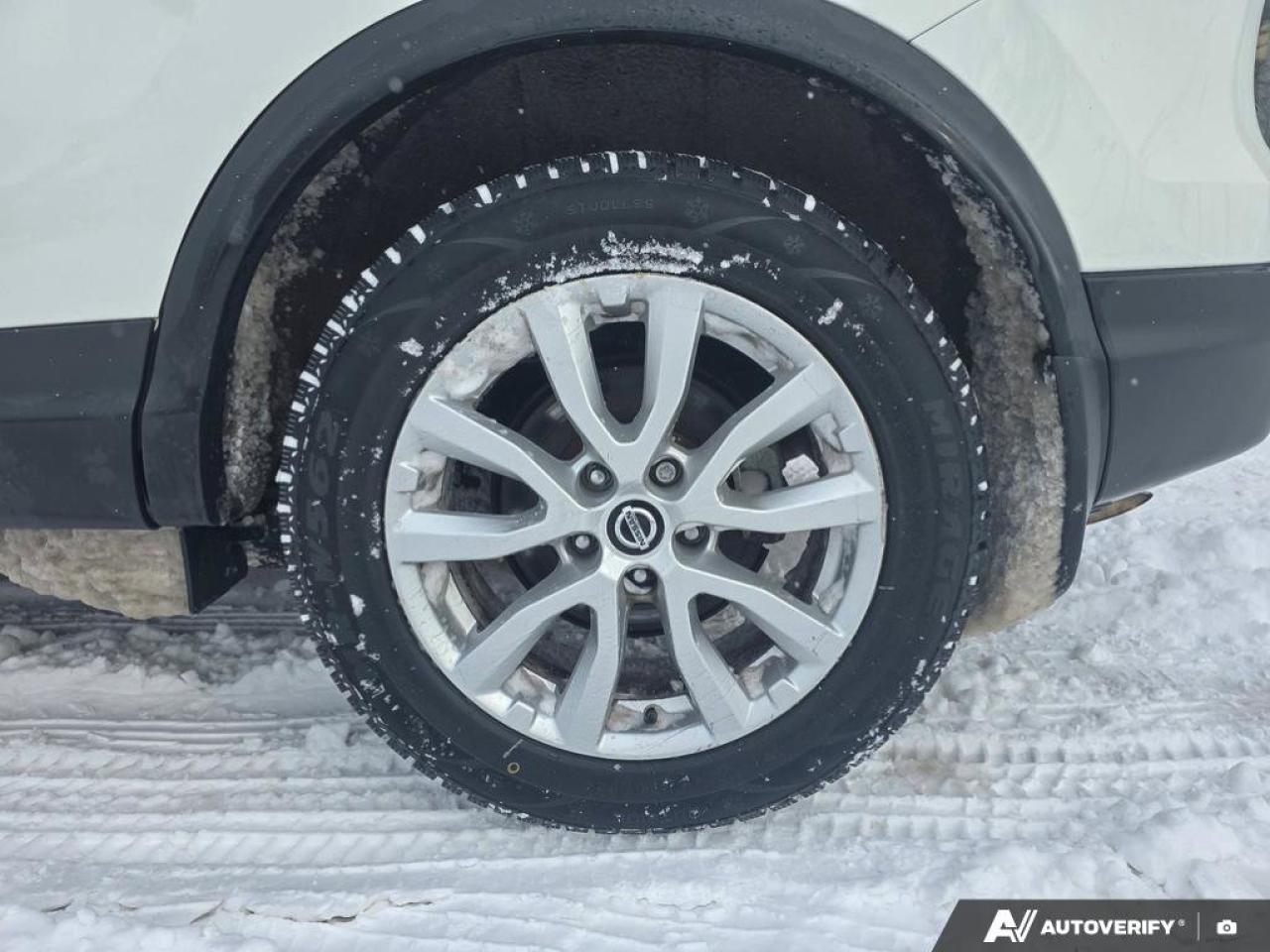 2023 Nissan Qashqai S AWD | Heated Seats | Blind-Spot Sensors | Back-Up Camera | Photo