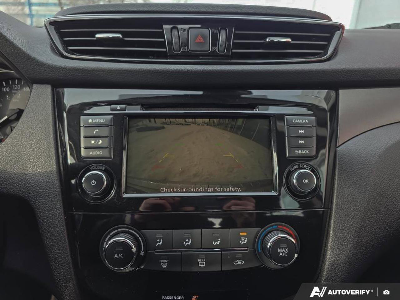 2023 Nissan Qashqai S AWD | Heated Seats | Blind-Spot Sensors | Back-Up Camera | Photo