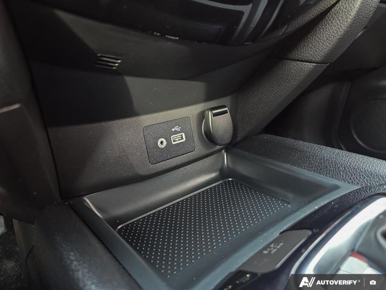2023 Nissan Qashqai S AWD | Heated Seats | Blind-Spot Sensors | Back-Up Camera | Photo