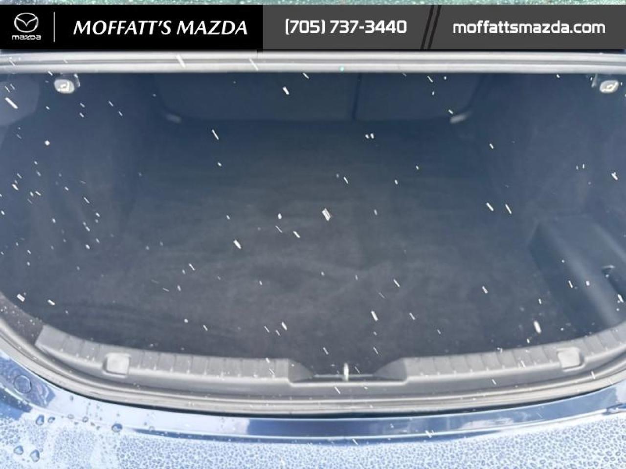 2023 Mazda MAZDA3 GS Photo