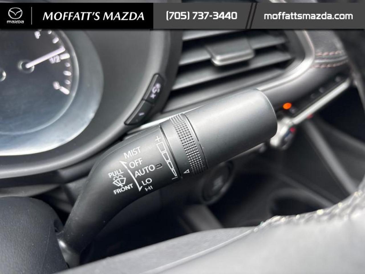 2023 Mazda MAZDA3 GS Photo