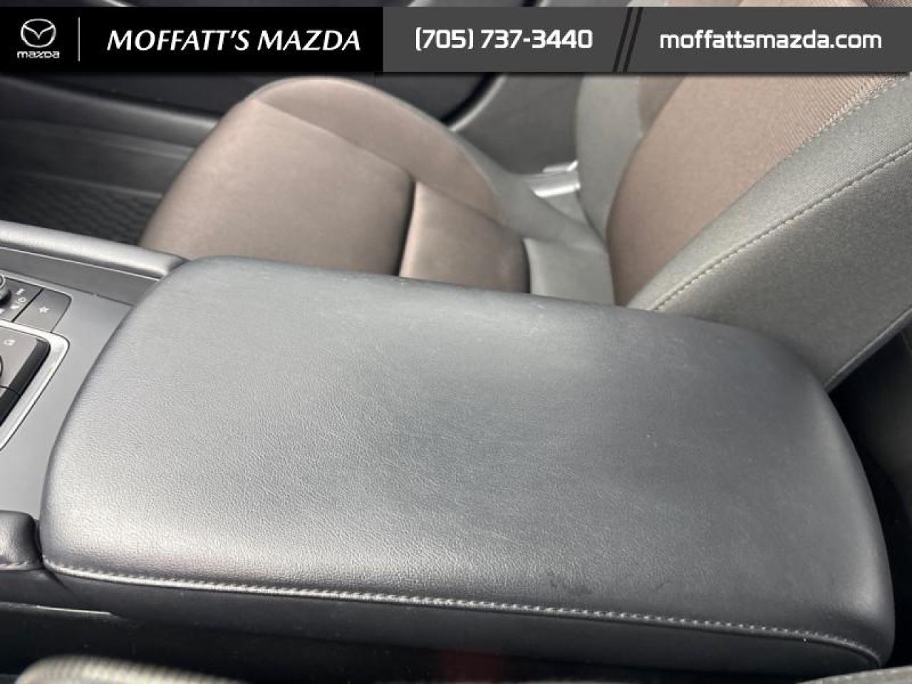 2023 Mazda MAZDA3 GS Photo