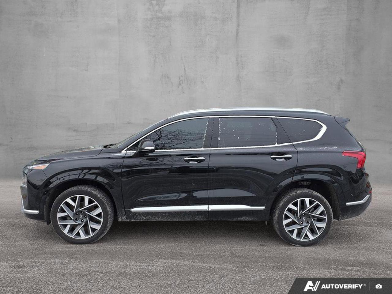 2023 Hyundai Santa Fe Ultimate Calligraphy Photo