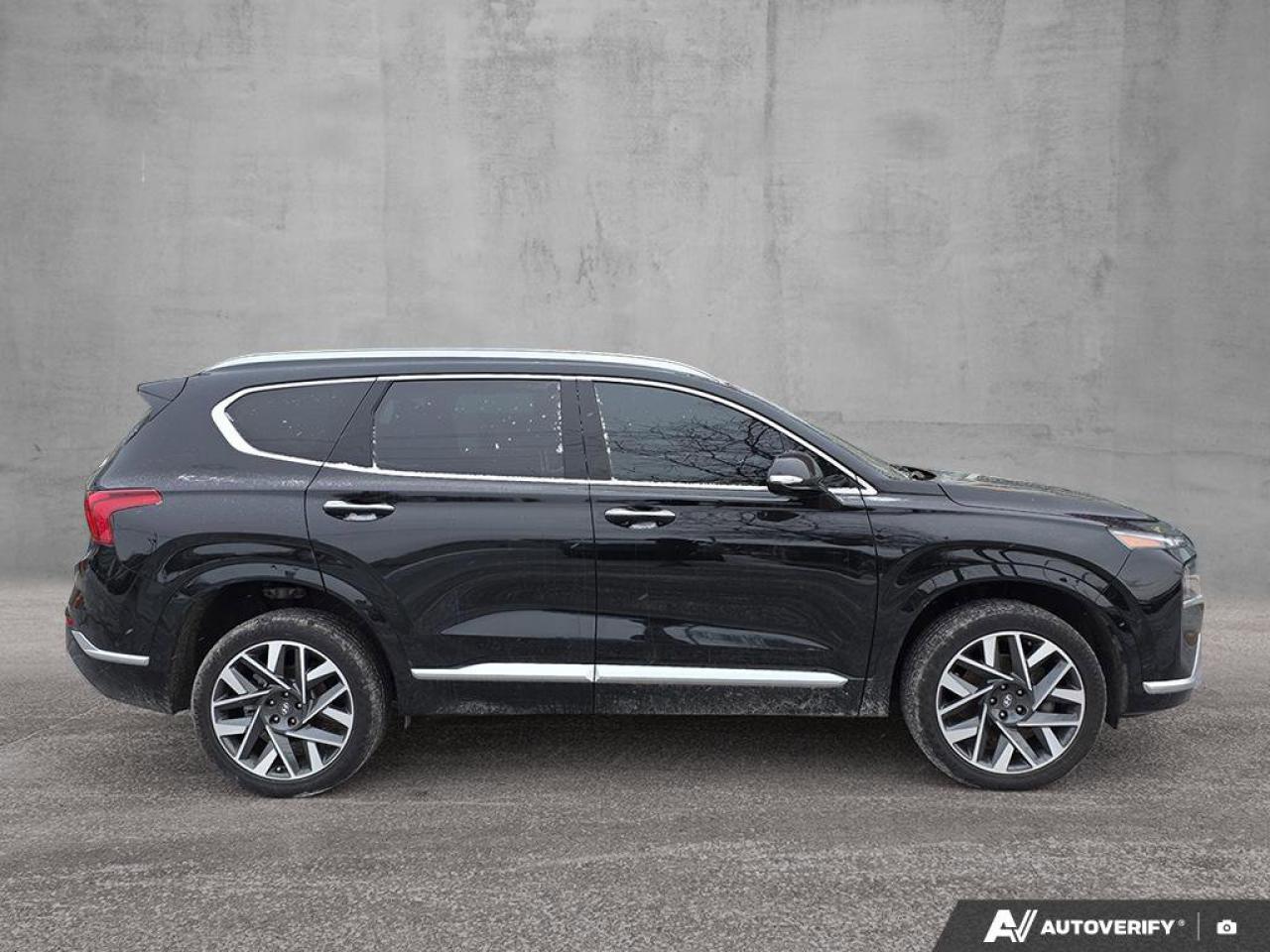 2023 Hyundai Santa Fe Ultimate Calligraphy Photo