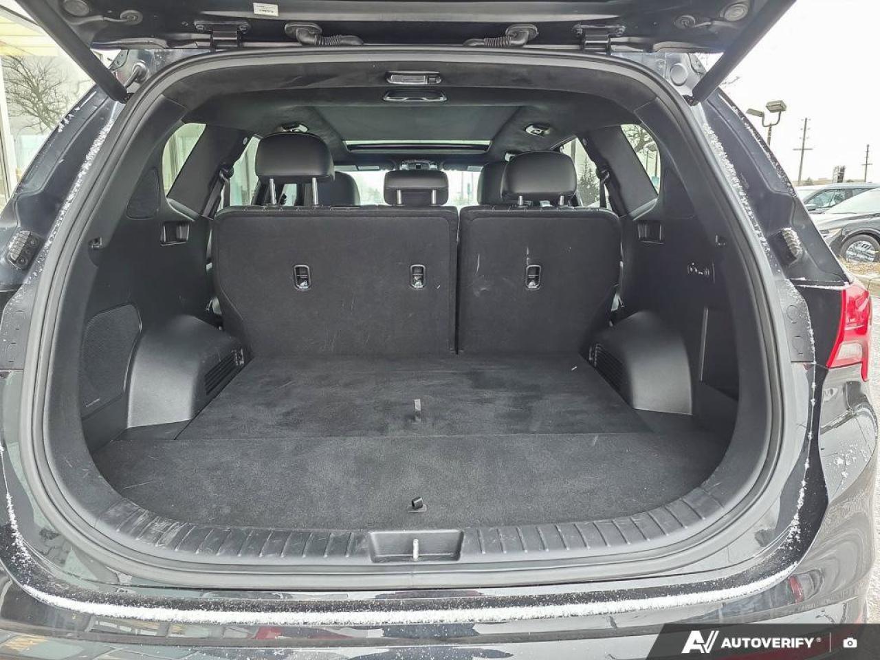 2023 Hyundai Santa Fe Ultimate Calligraphy Photo