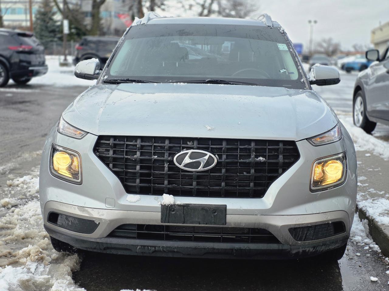 2020 Hyundai Venue Trend Photo