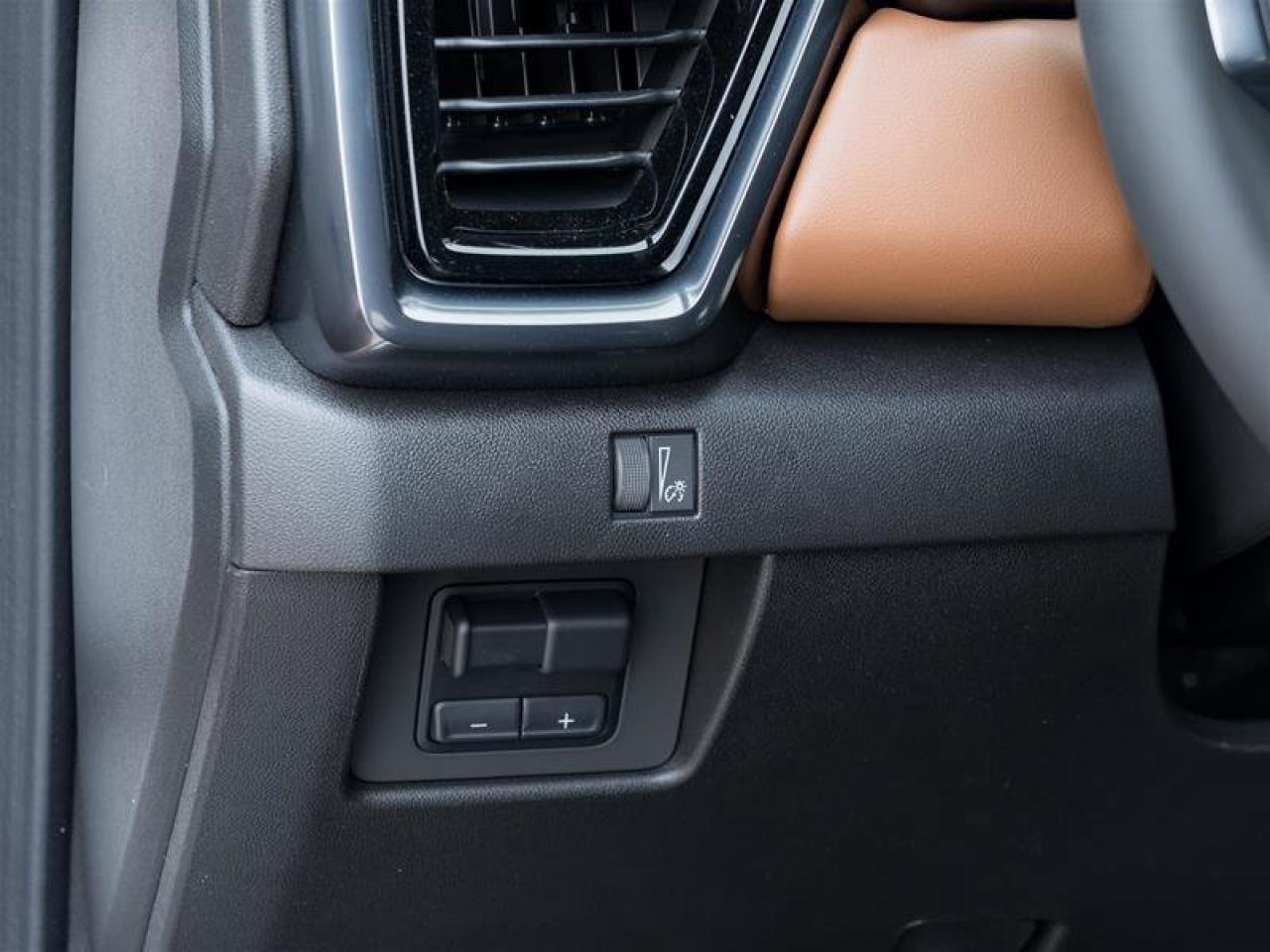 2025 GMC Canyon AT4 Photo