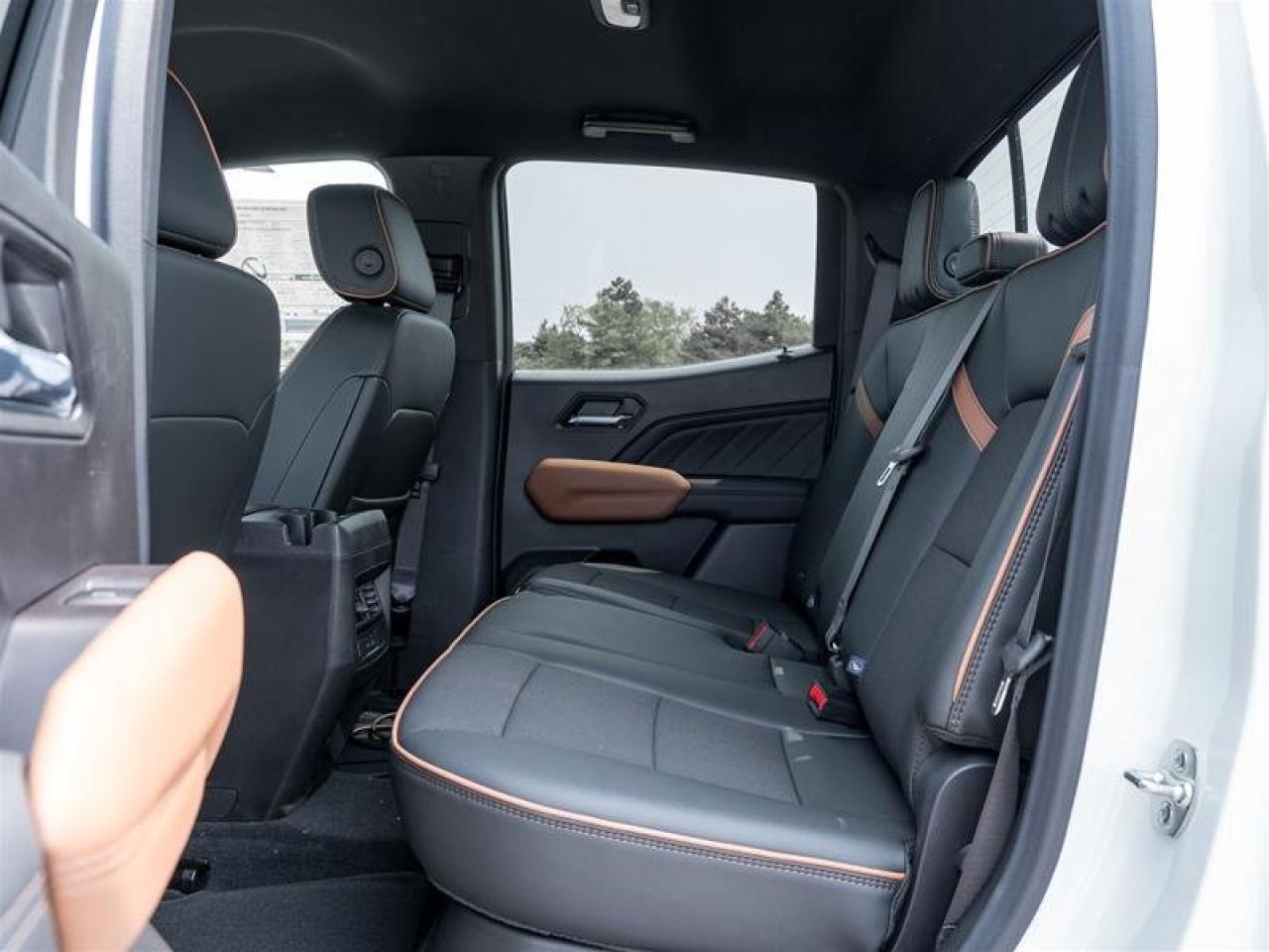 2025 GMC Canyon AT4 Photo