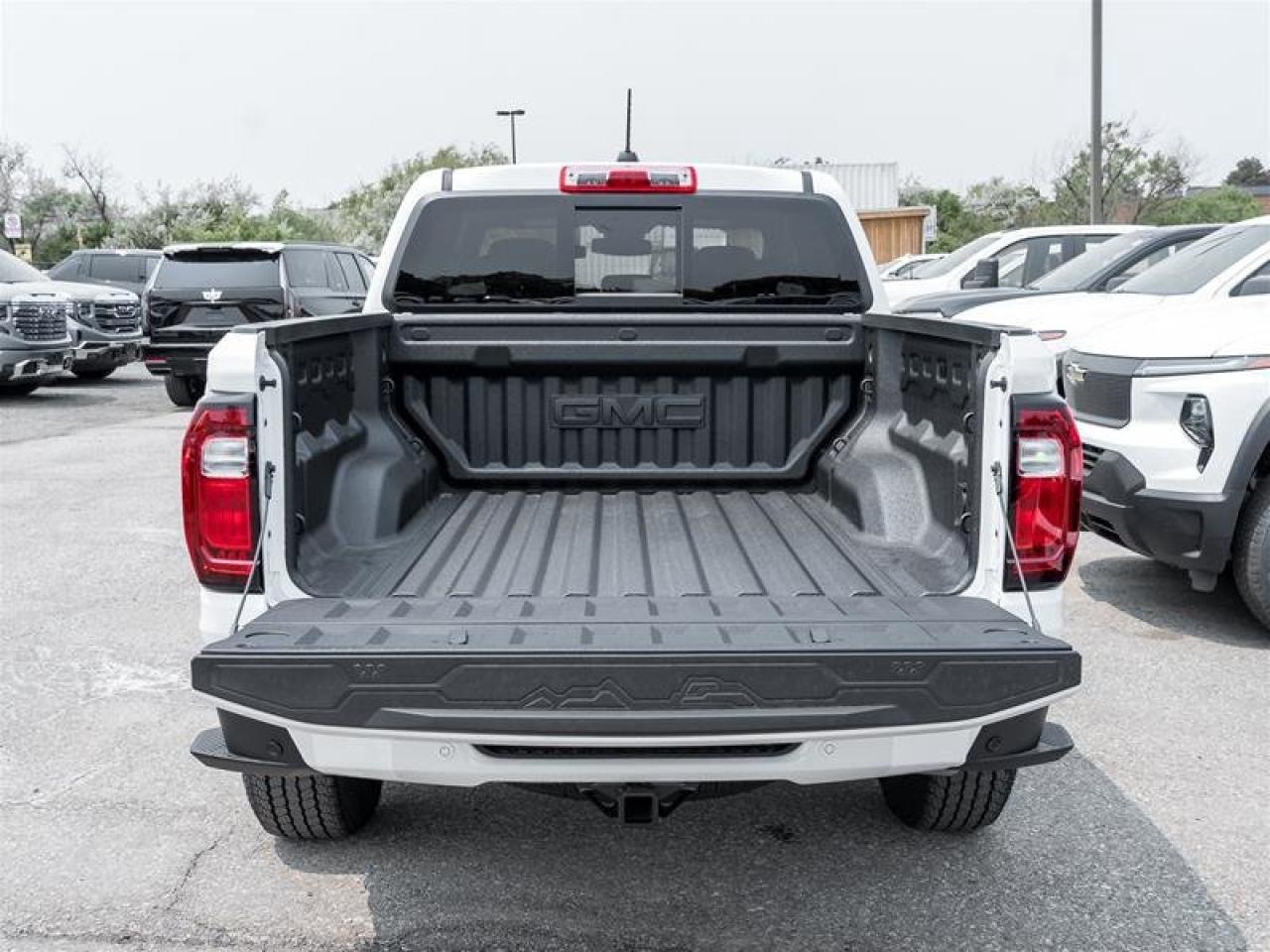 2025 GMC Canyon AT4 Photo