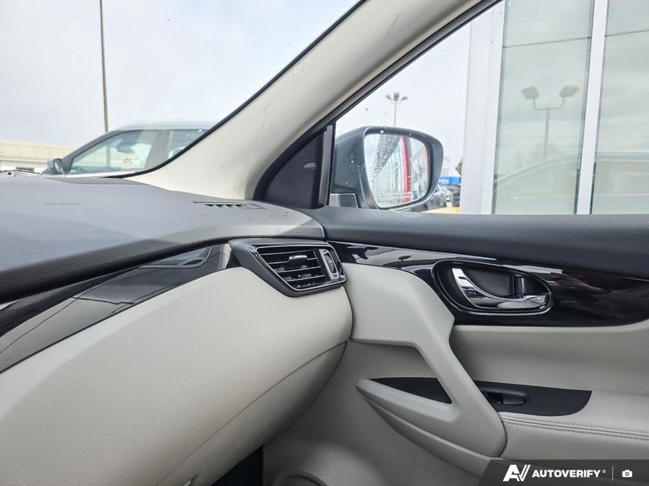 2023 Nissan Qashqai SV MOONROOF|AWD|Android Auto|Apple CarPlay | Heated Seats | Photo