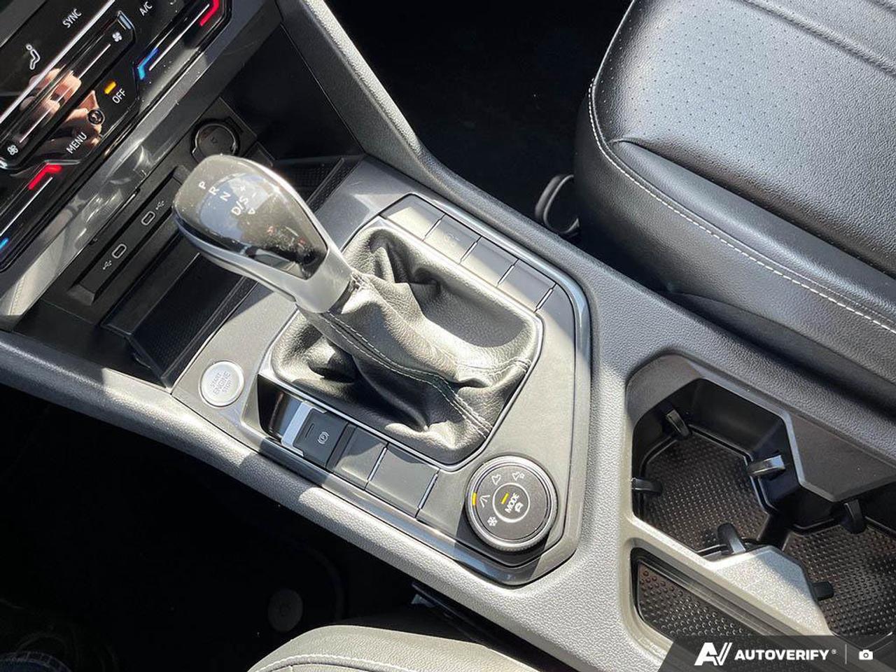 2024 Volkswagen Tiguan Comfortline | AWD | Heated Seats | Heated Steering Wheel | Apple Carplay | Android Auto | Photo