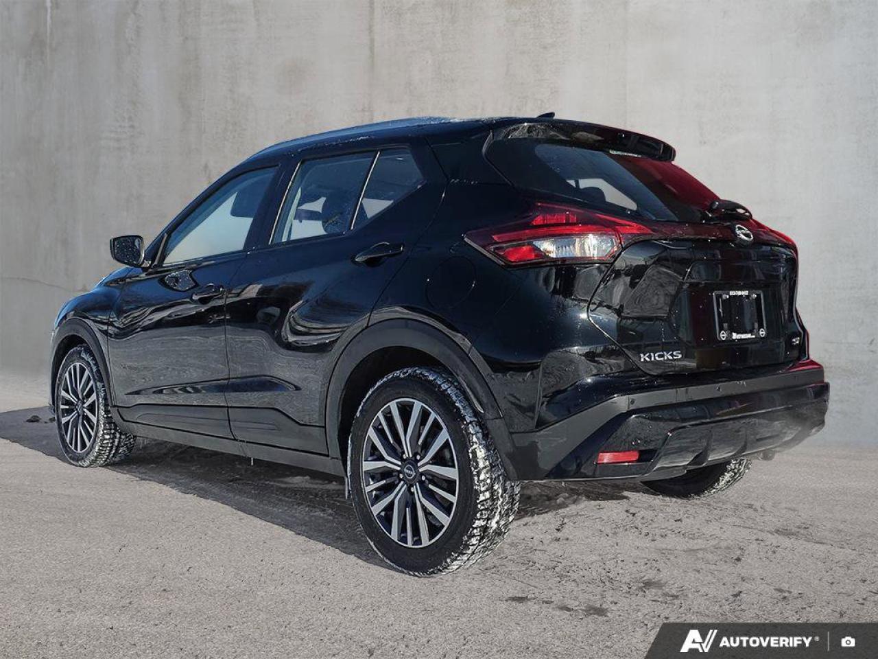 2024 Nissan Kicks SV | Heated Seats | Back-Up Camera | Android Auto | Photo