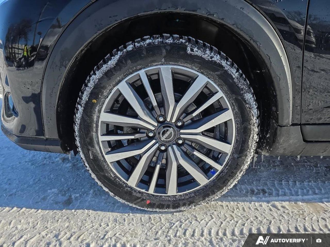 2024 Nissan Kicks SV | Heated Seats | Back-Up Camera | Android Auto | Photo