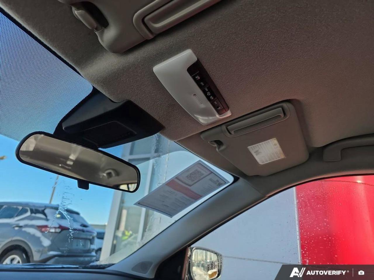 2024 Nissan Kicks SV | Heated Seats | Back-Up Camera | Android Auto | Photo