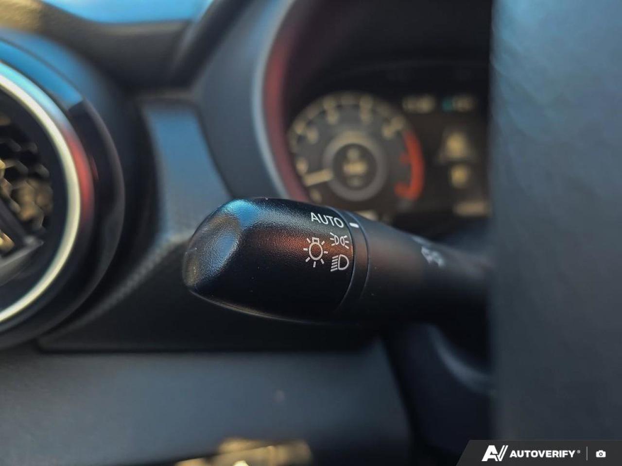 2024 Nissan Kicks SV | Heated Seats | Back-Up Camera | Android Auto | Photo