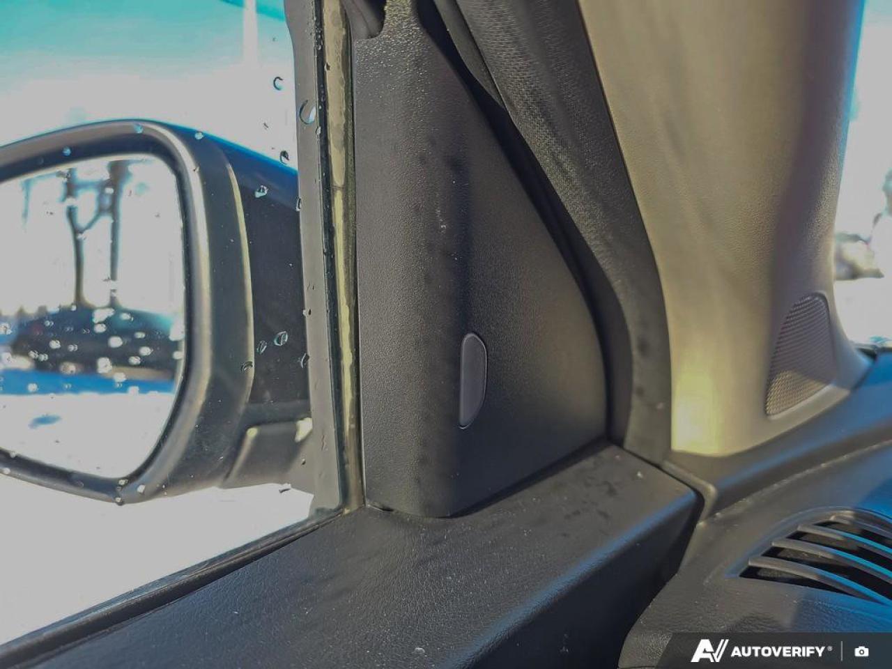 2024 Nissan Kicks SV | Heated Seats | Back-Up Camera | Android Auto | Photo